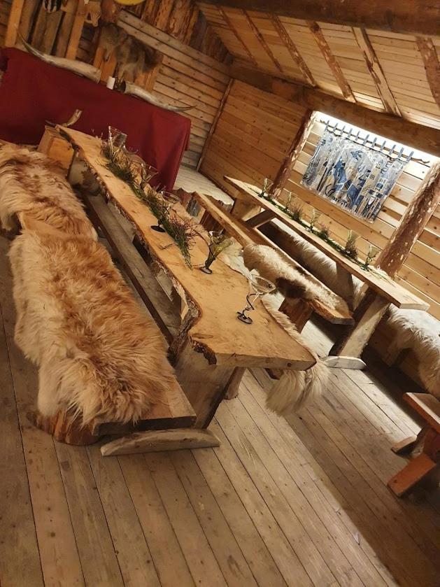 Villa Vittfarnas Vikingaby Sosdala Exterior foto