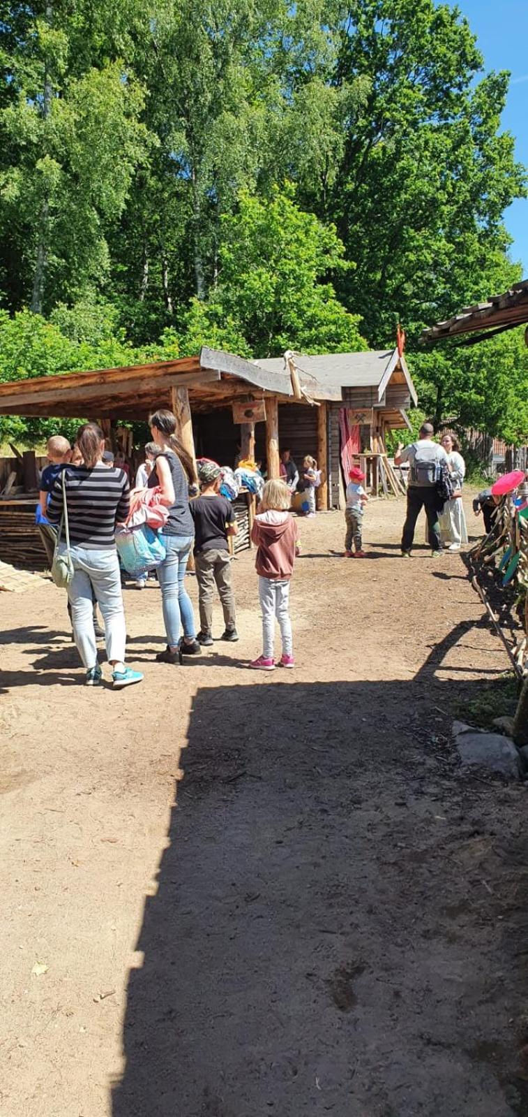 Villa Vittfarnas Vikingaby Sosdala Exterior foto